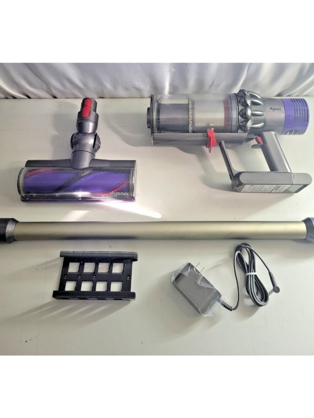 Dyson Cyclone V10 Animal Cordless Stick Vacuum Cleaner - Purple